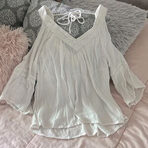 Hollister Off the Shoulder Tie Back Top Size XS  Perfect Condition!